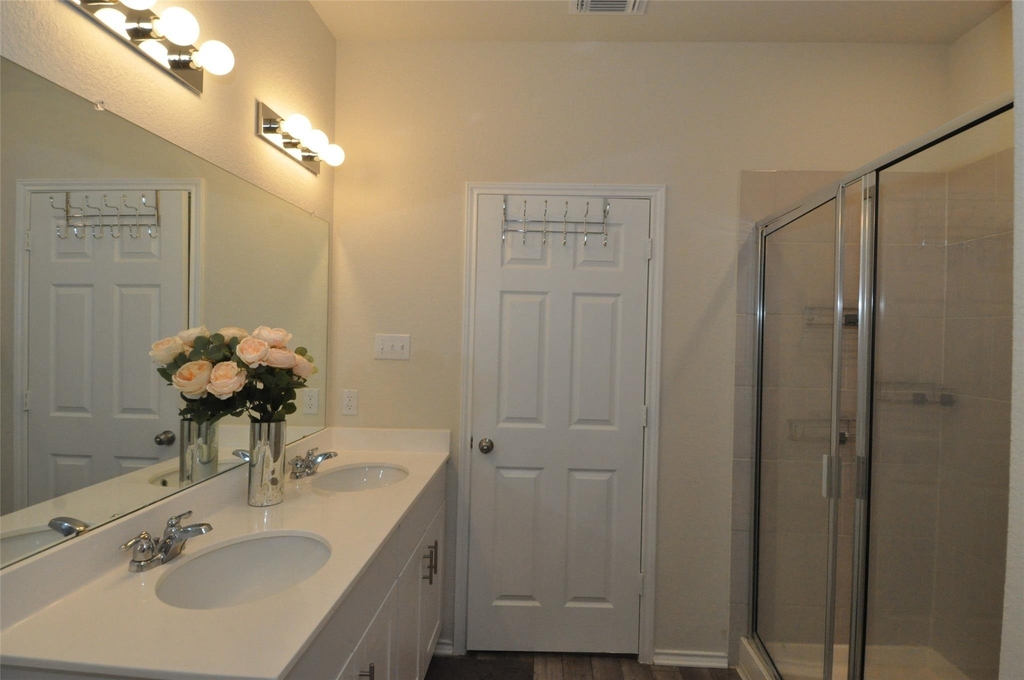 1717 T H Johnson Dr - Photo 12