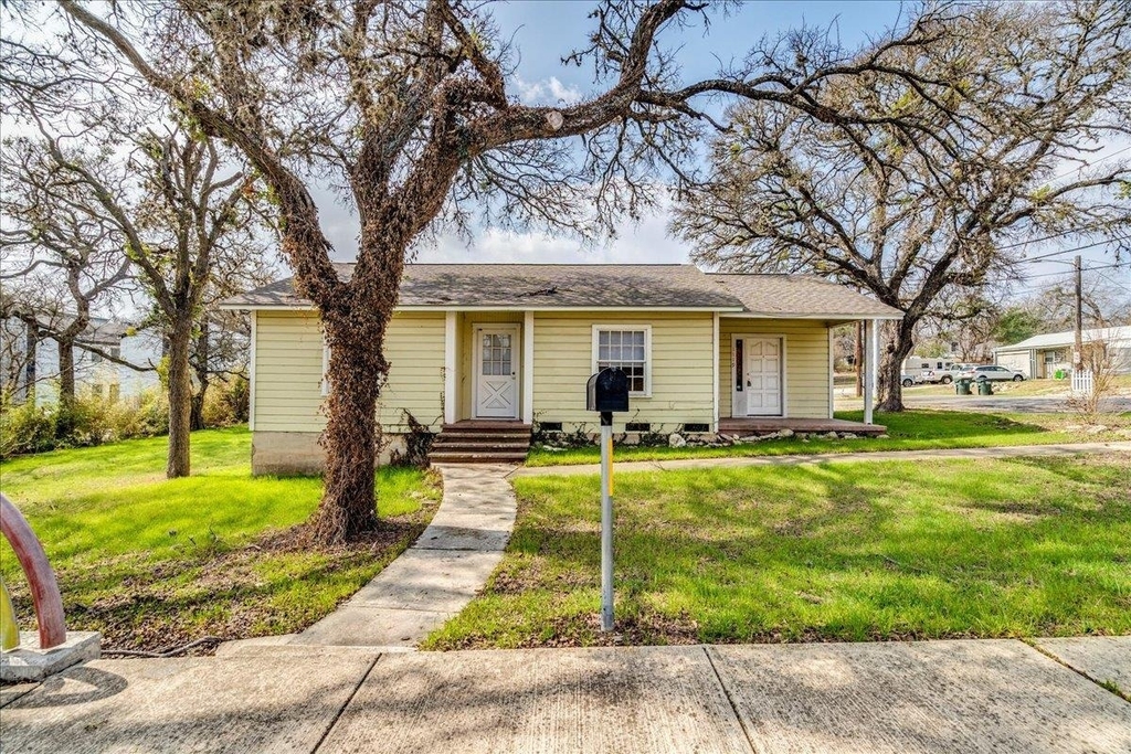 1119 N Lbj Dr - Photo 1
