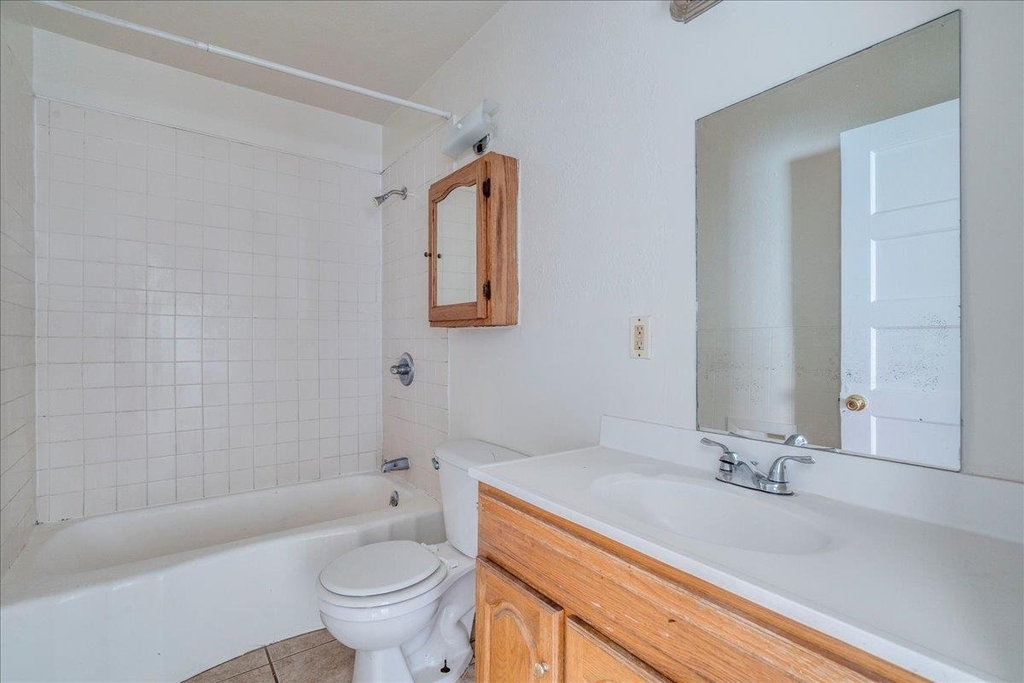 1119 N Lbj Dr - Photo 18
