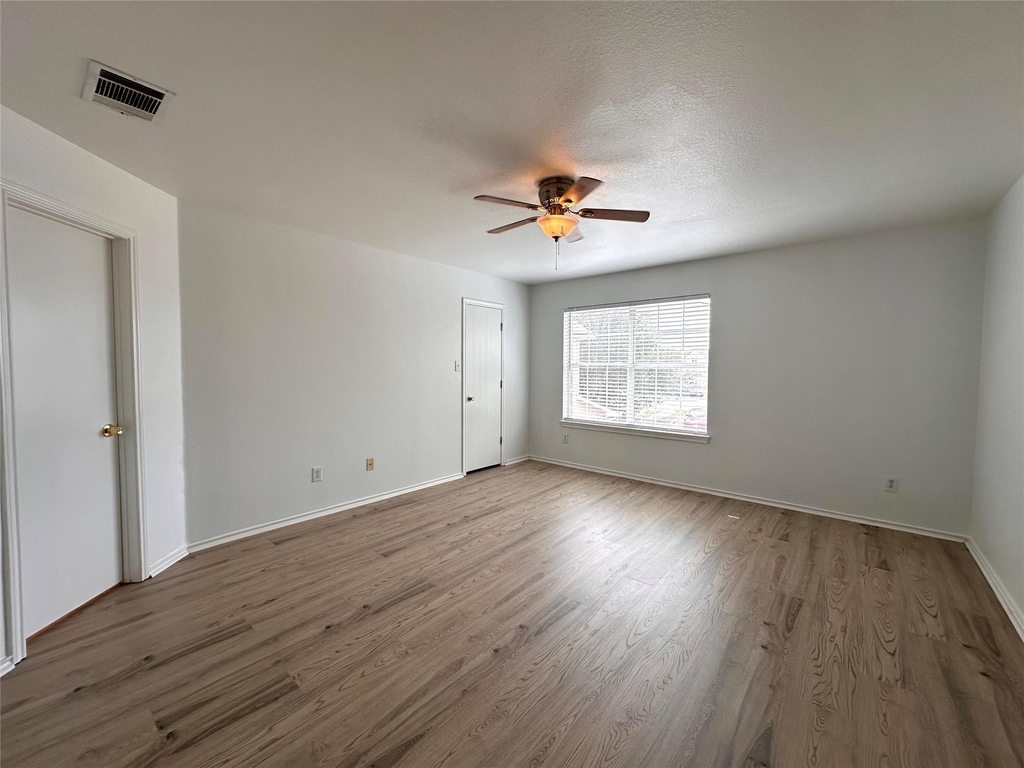 722 Lavaca Loop - Photo 9