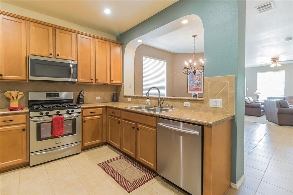 9201 Brodie Ln - Photo 15