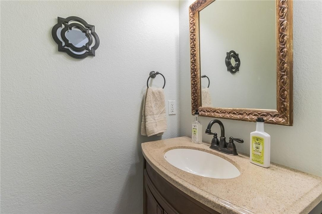 9201 Brodie Ln - Photo 16