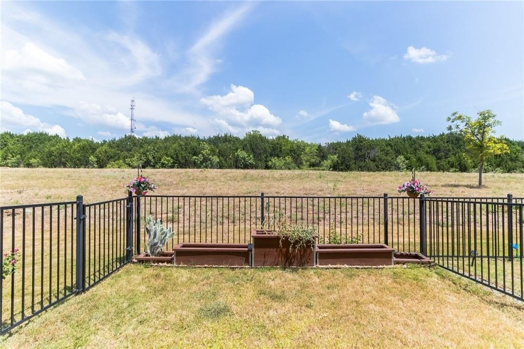 9201 Brodie Ln - Photo 5