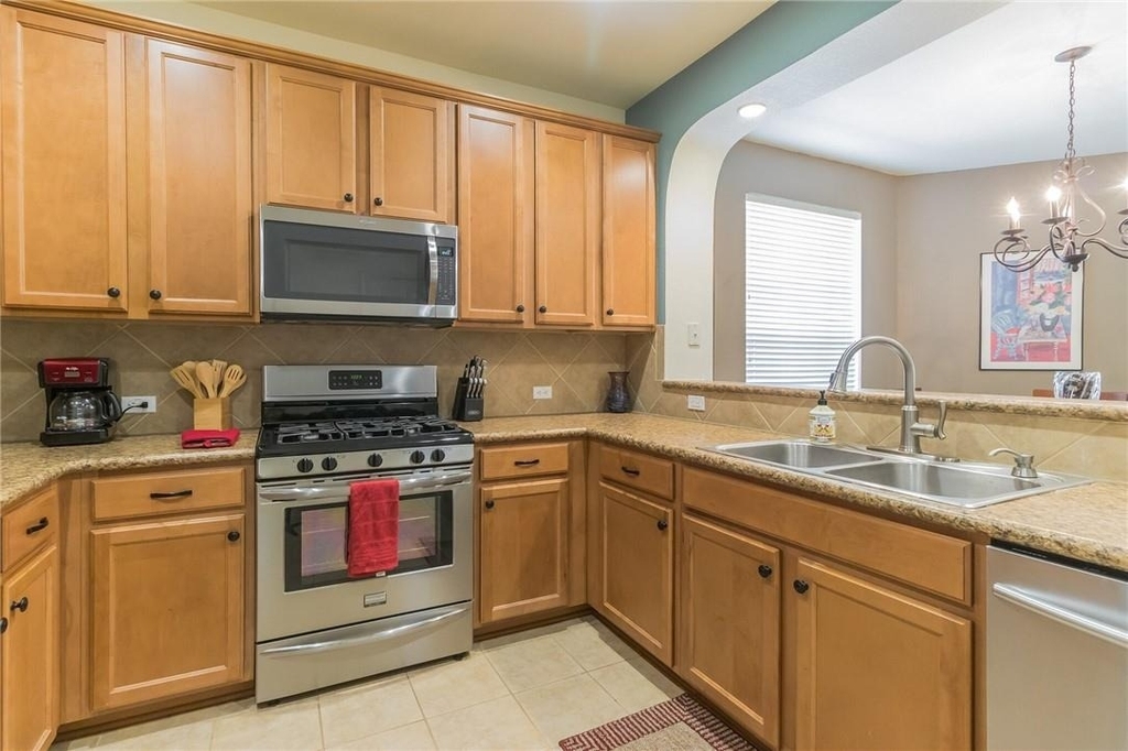 9201 Brodie Ln - Photo 14