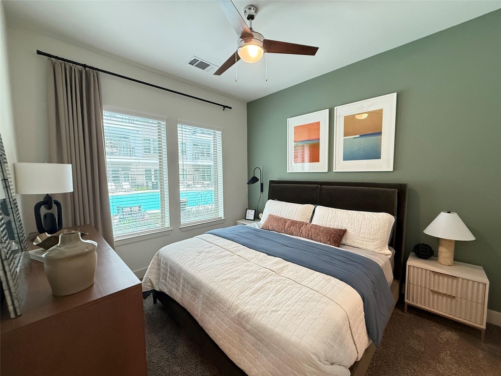 641 W Crosstimbers Street - Photo 6