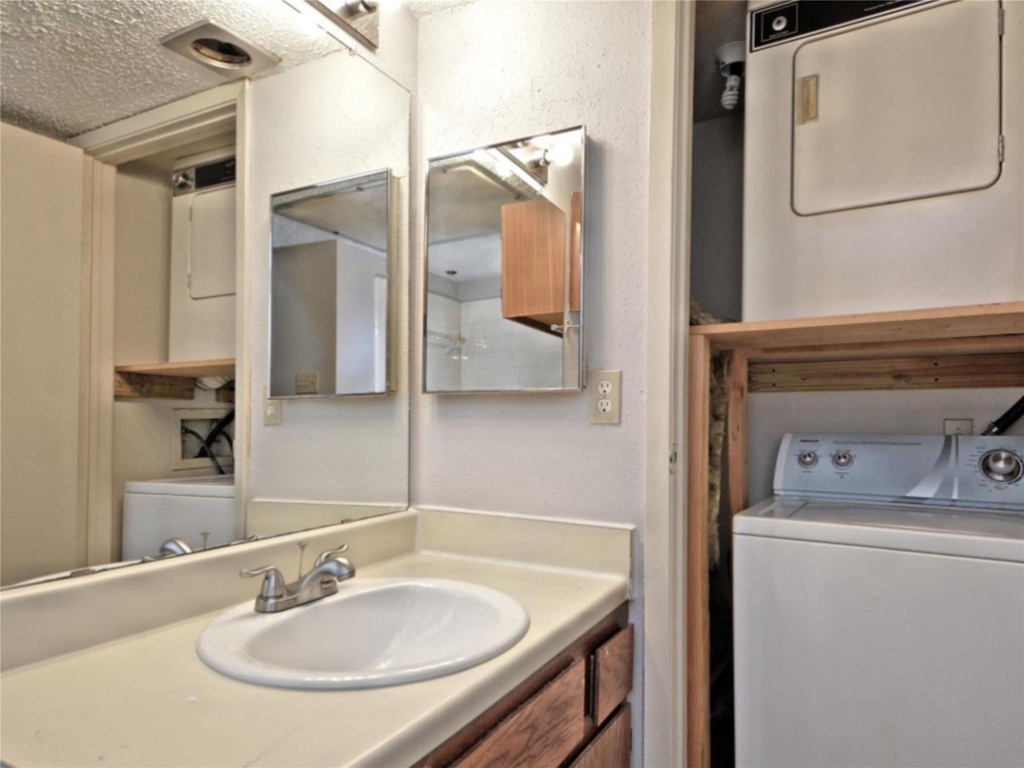 7111 Brendam Lane - Photo 5