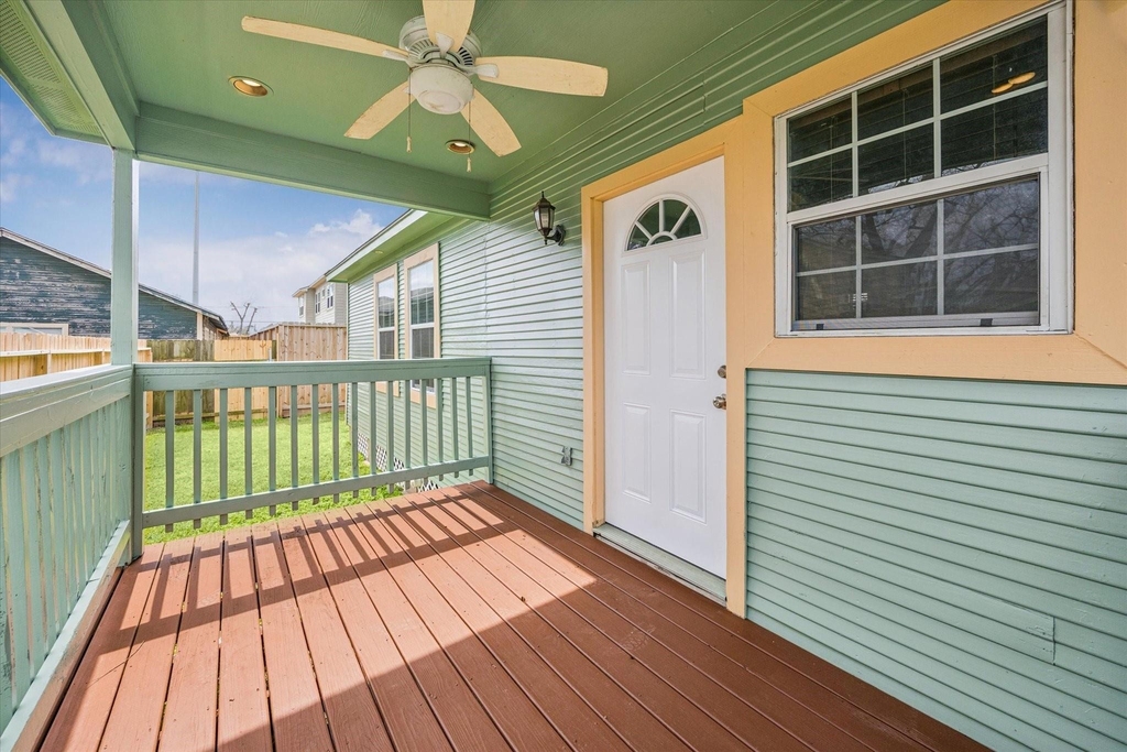 708 E 32nd Street - Photo 19