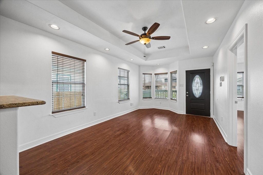 708 E 32nd Street - Photo 12