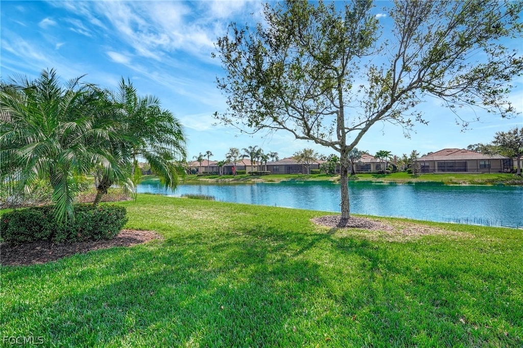 10879 Rutherford Road - Photo 22