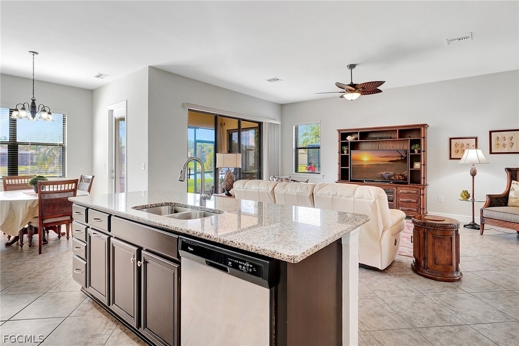 10879 Rutherford Road - Photo 7