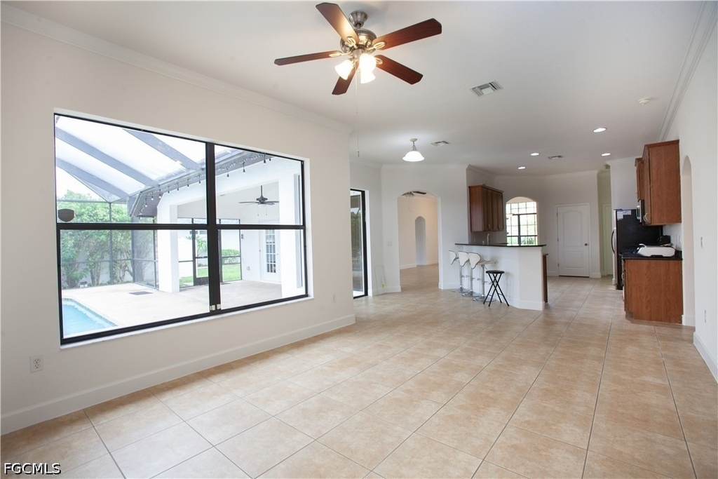 2110 Sw 38th Terrace - Photo 5