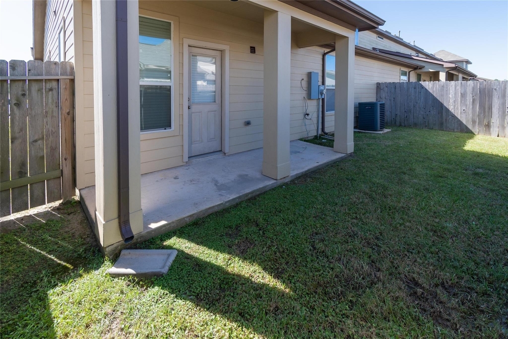 12431 Roy Mix Bohn Lane - Photo 1