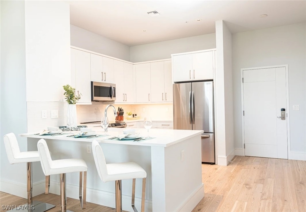 101 8th Street S - Photo 3
