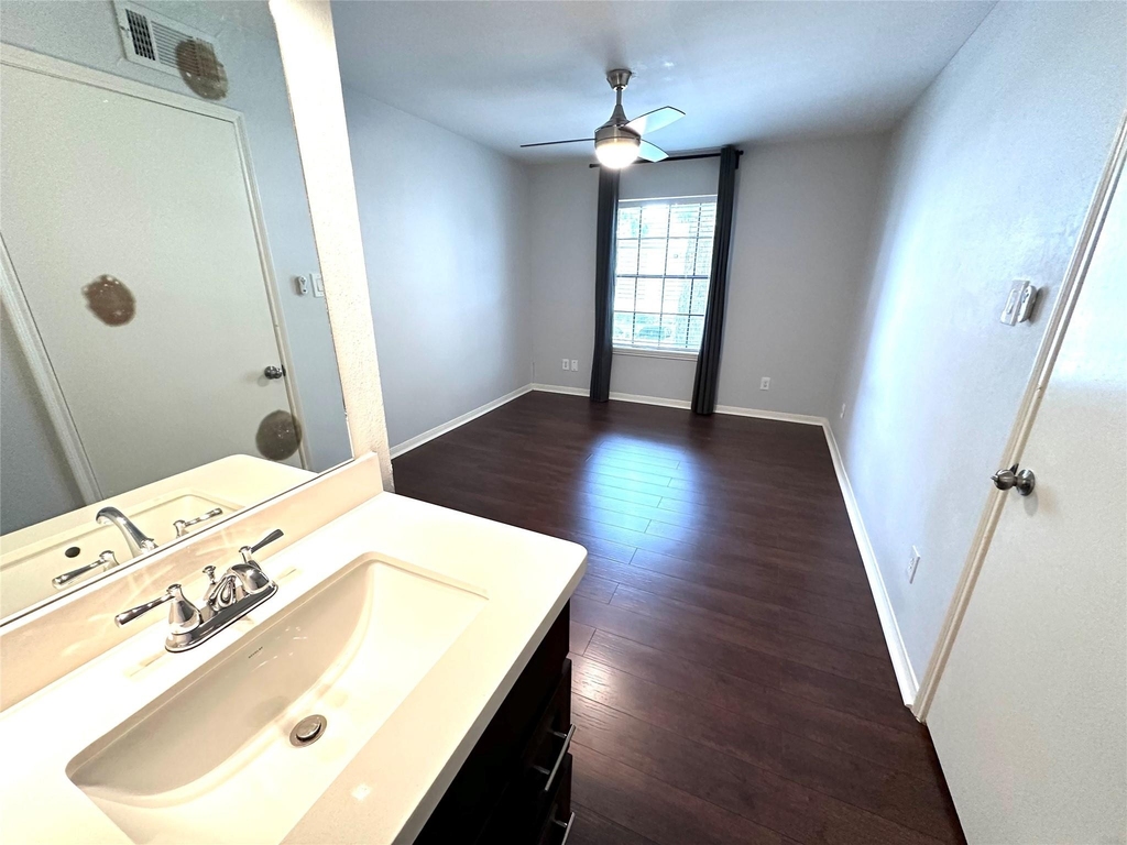 2750 Holly Hall Street - Photo 22