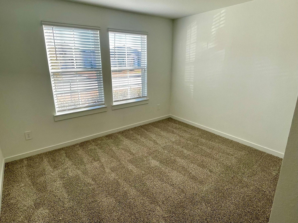31710 Carlisle Cove Ct - Photo 6