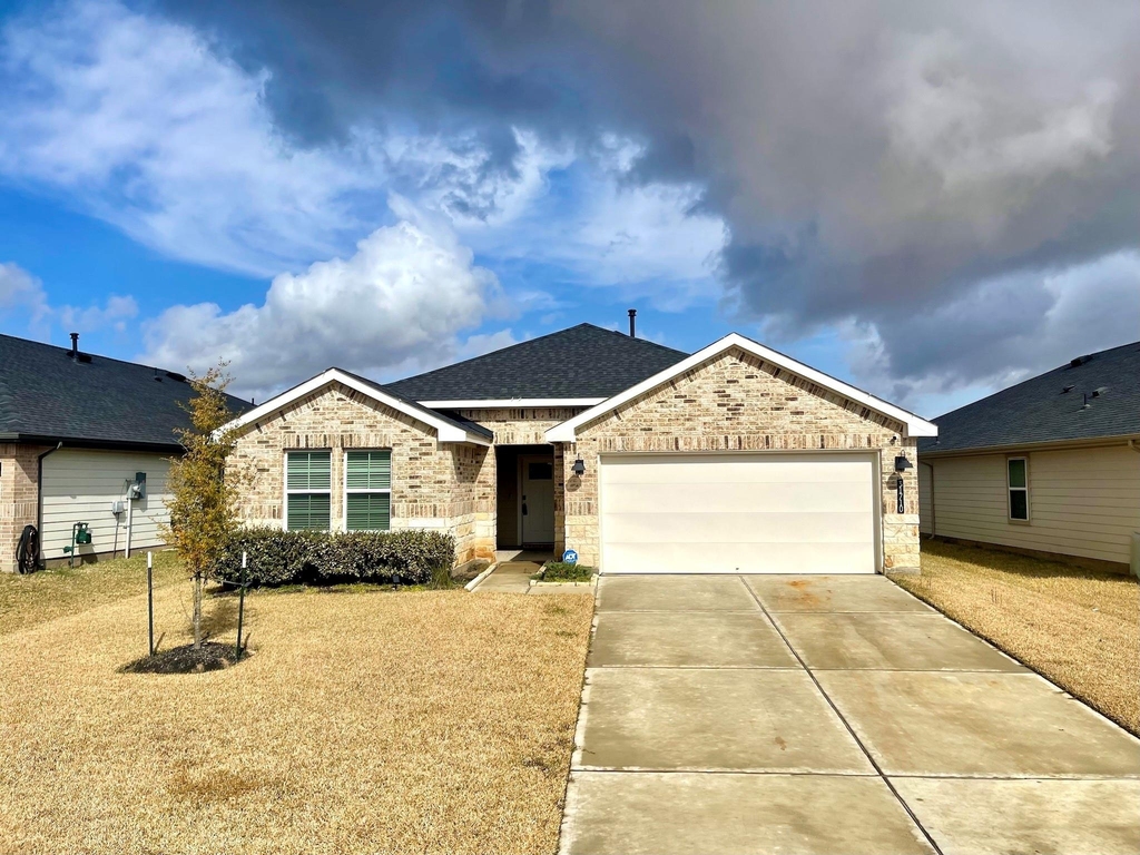 31710 Carlisle Cove Ct - Photo 0