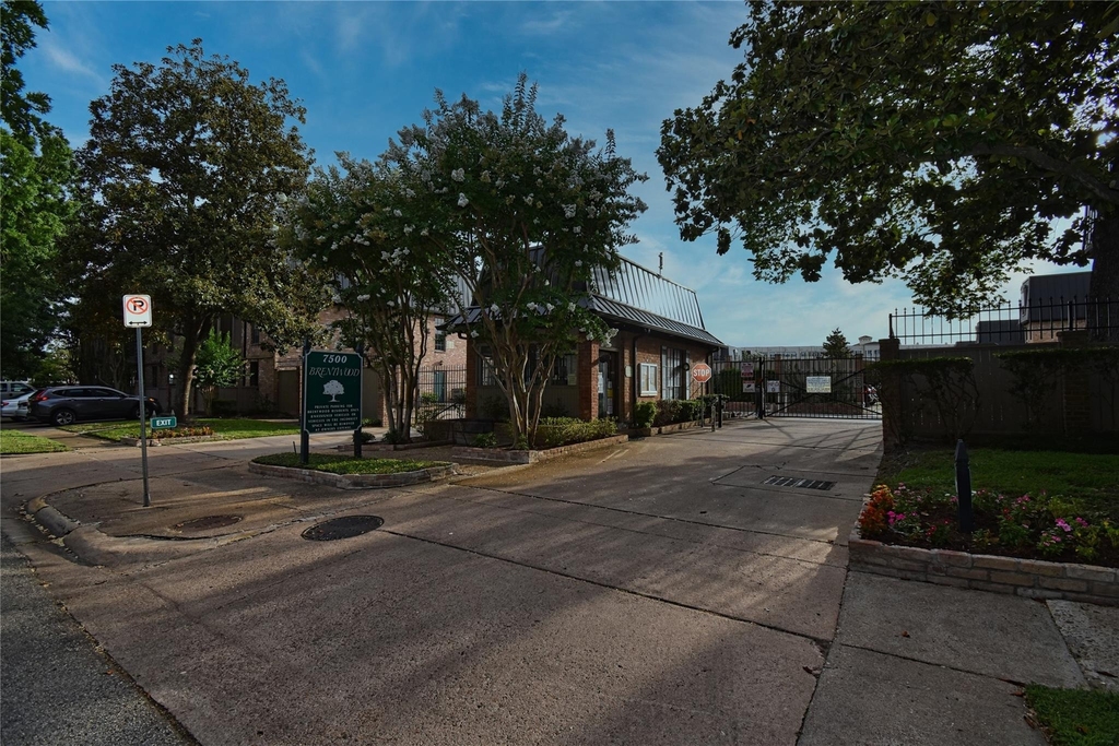 2425 Underwood Street - Photo 29