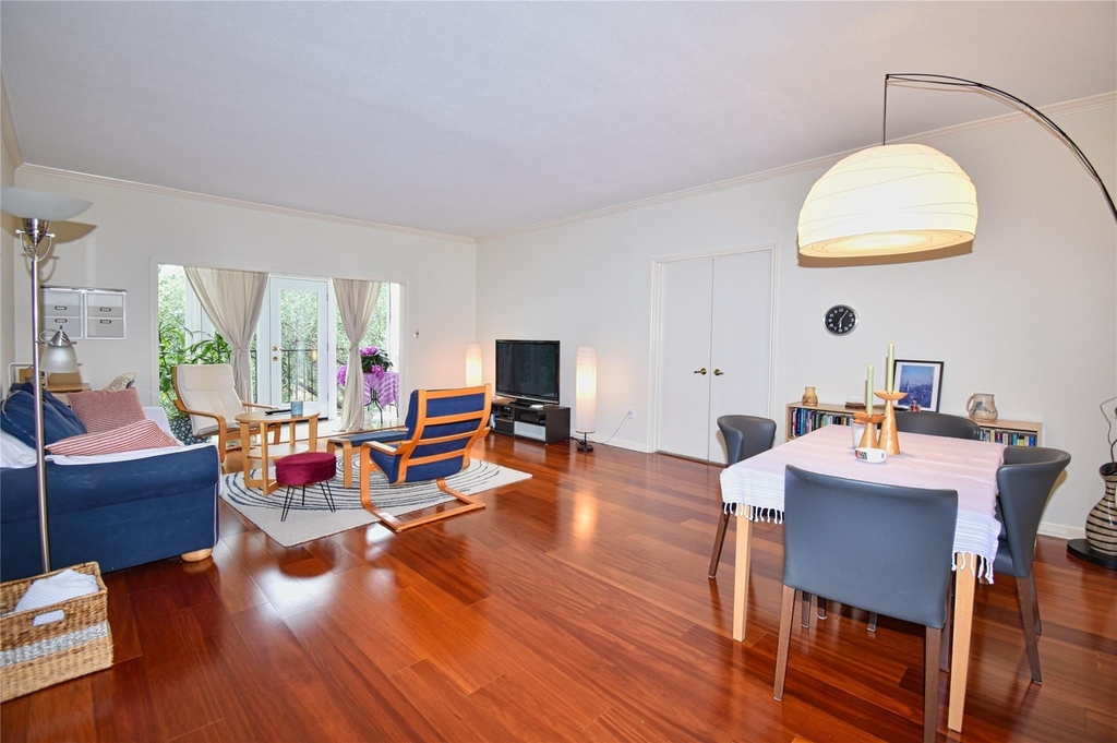 2425 Underwood Street - Photo 3
