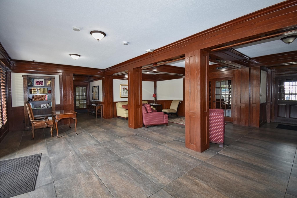 2425 Underwood Street - Photo 24