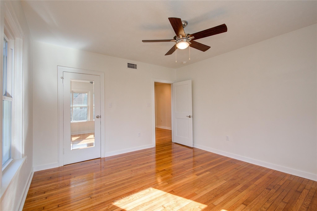 2208 Blodgett Street - Photo 24