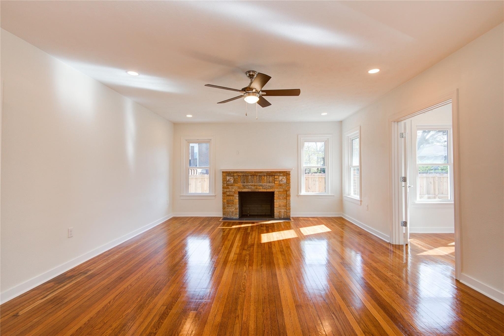 2208 Blodgett Street - Photo 13