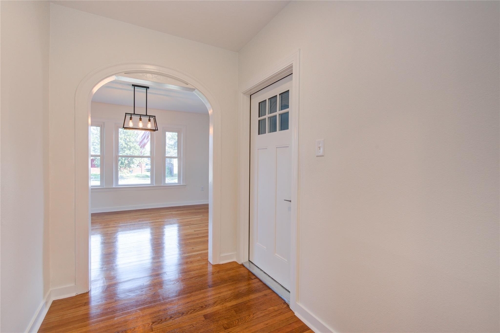 2208 Blodgett Street - Photo 3