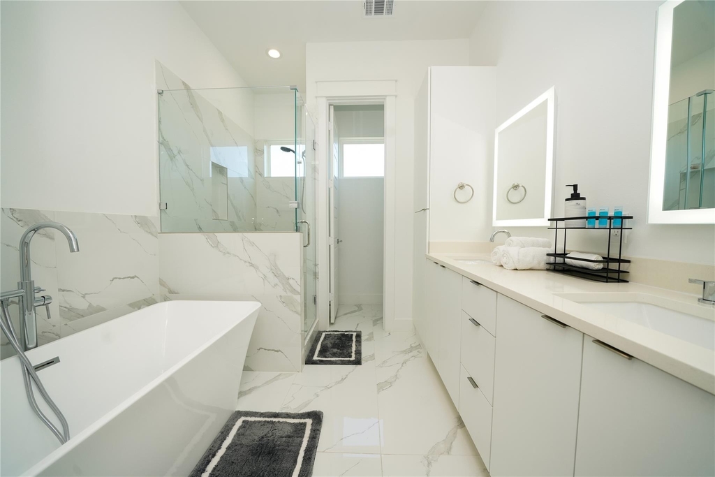 4607 Edmund Street - Photo 5