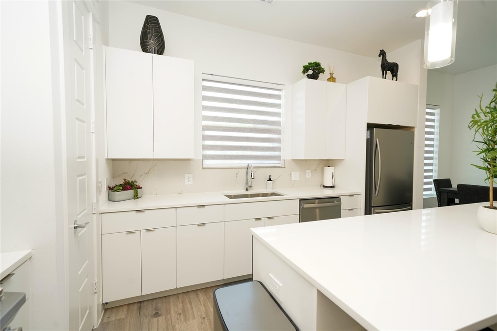 4607 Edmund Street - Photo 25
