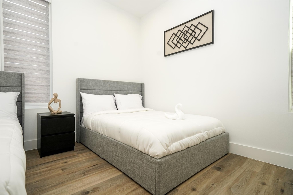 4607 Edmund Street - Photo 32