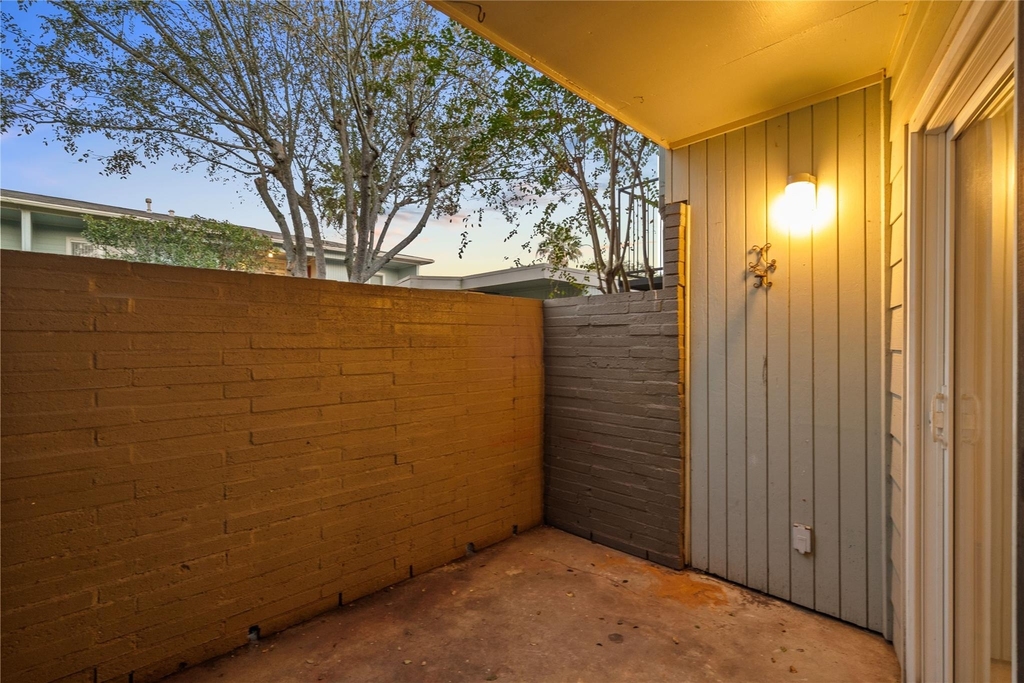 102 Strand Street - Photo 13