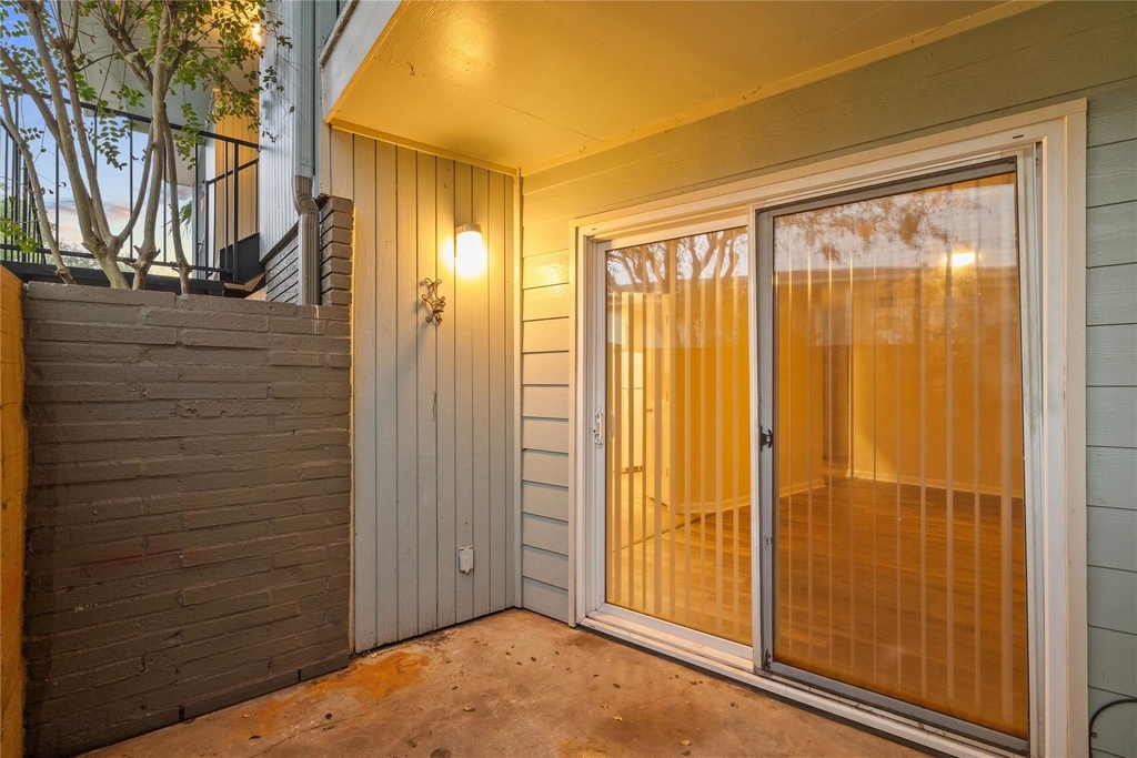 102 Strand Street - Photo 12