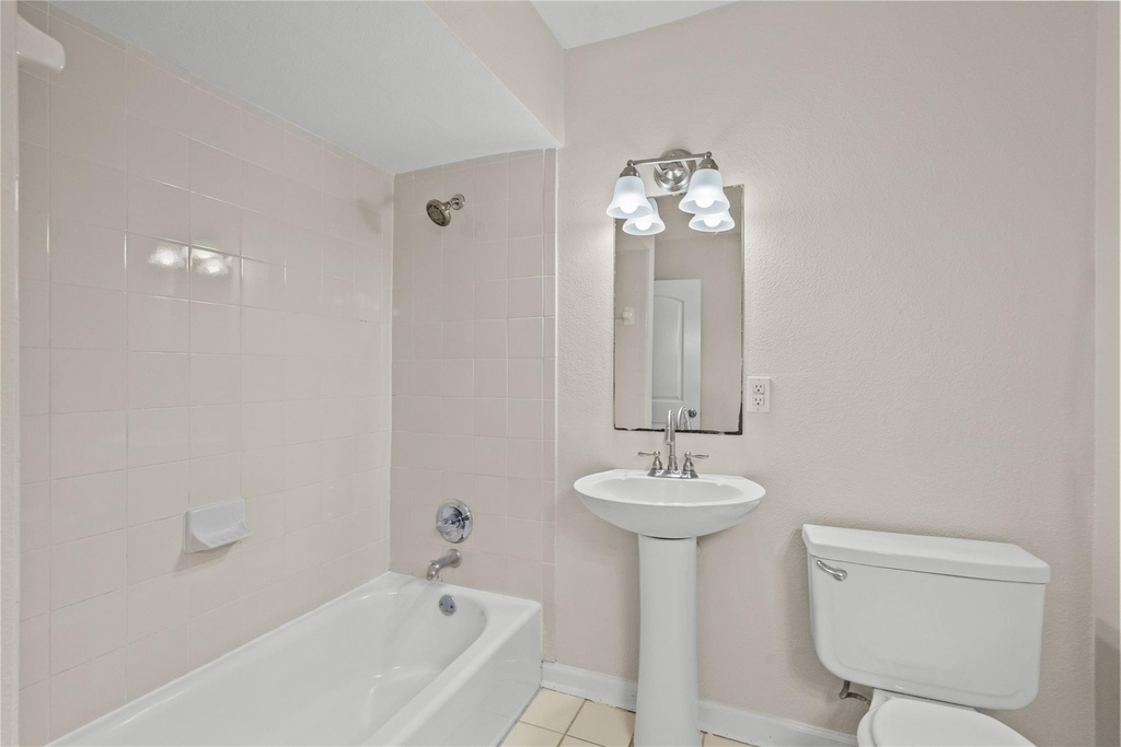 102 Strand Street - Photo 8