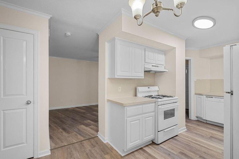 102 Strand Street - Photo 6