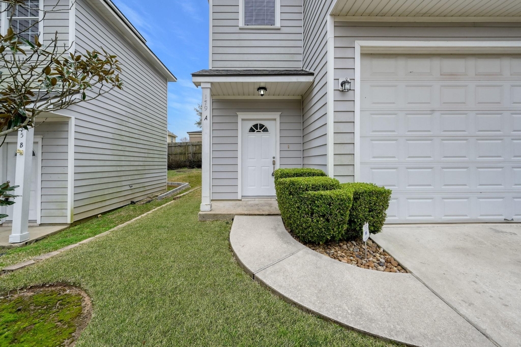 179 Binnacle Court - Photo 1
