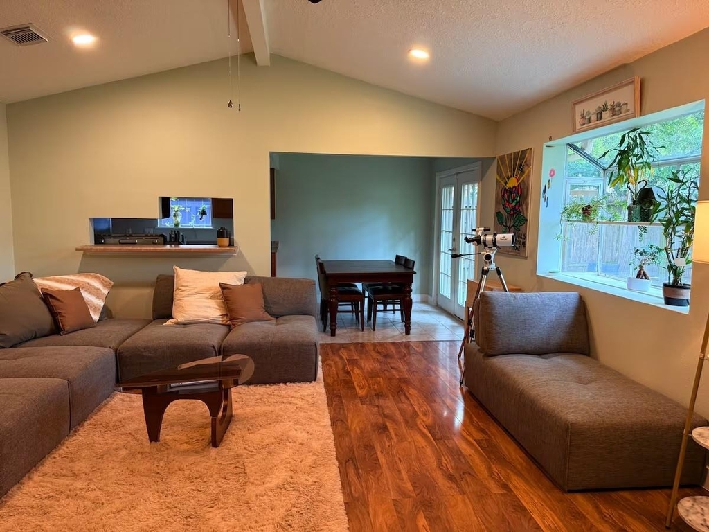 9430 Charter Ridge Drive - Photo 3