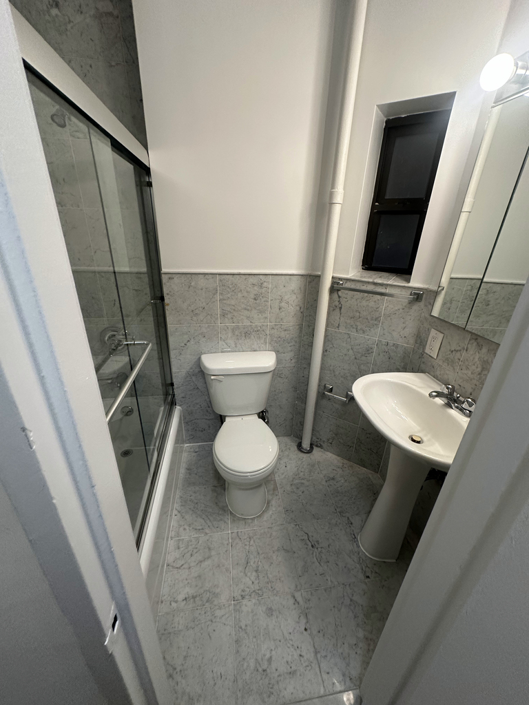 523 East 85th Street - Photo 7
