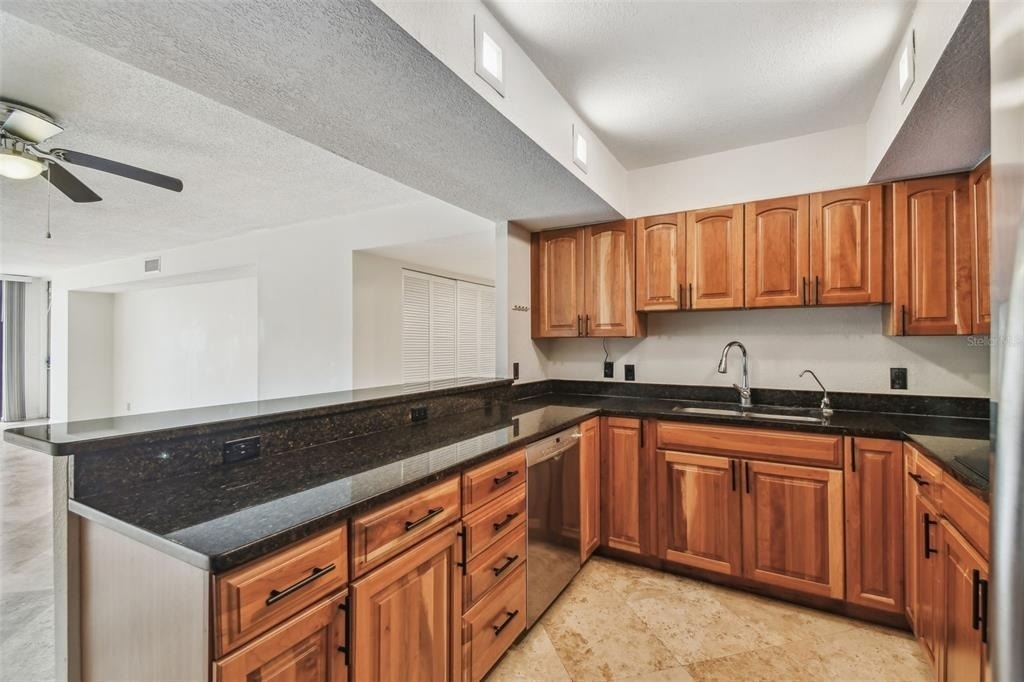 100 Oakmont Lane - Photo 20