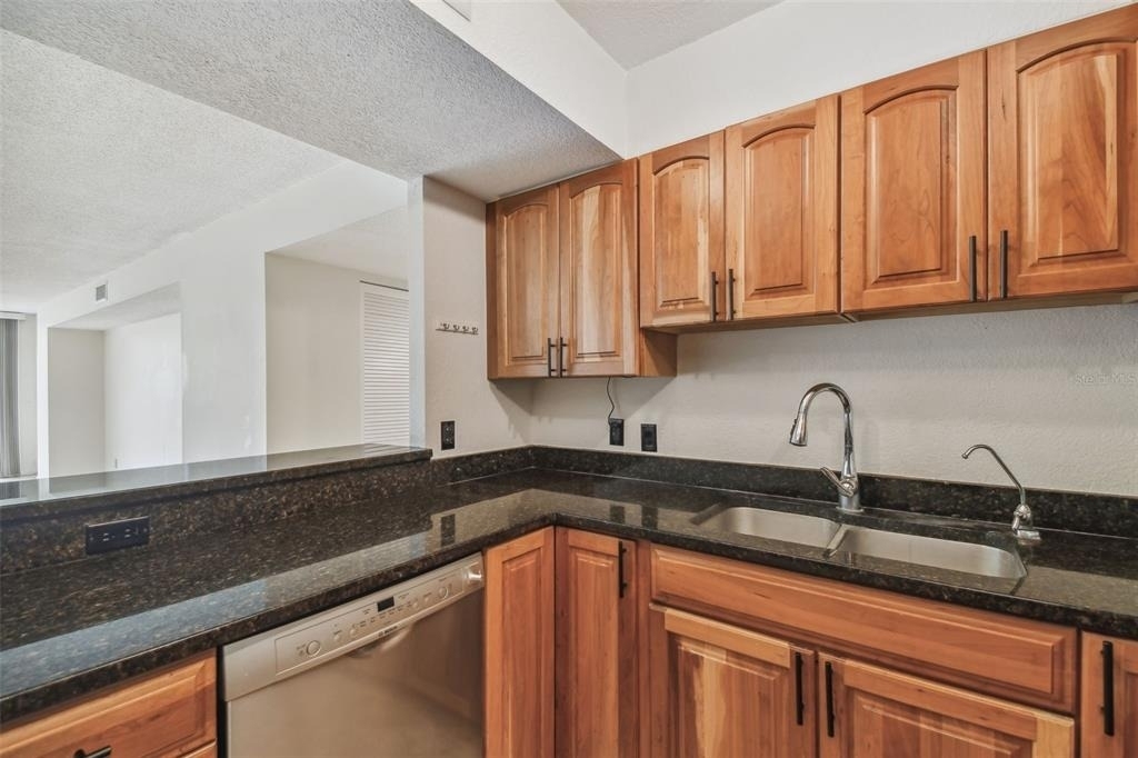 100 Oakmont Lane - Photo 22