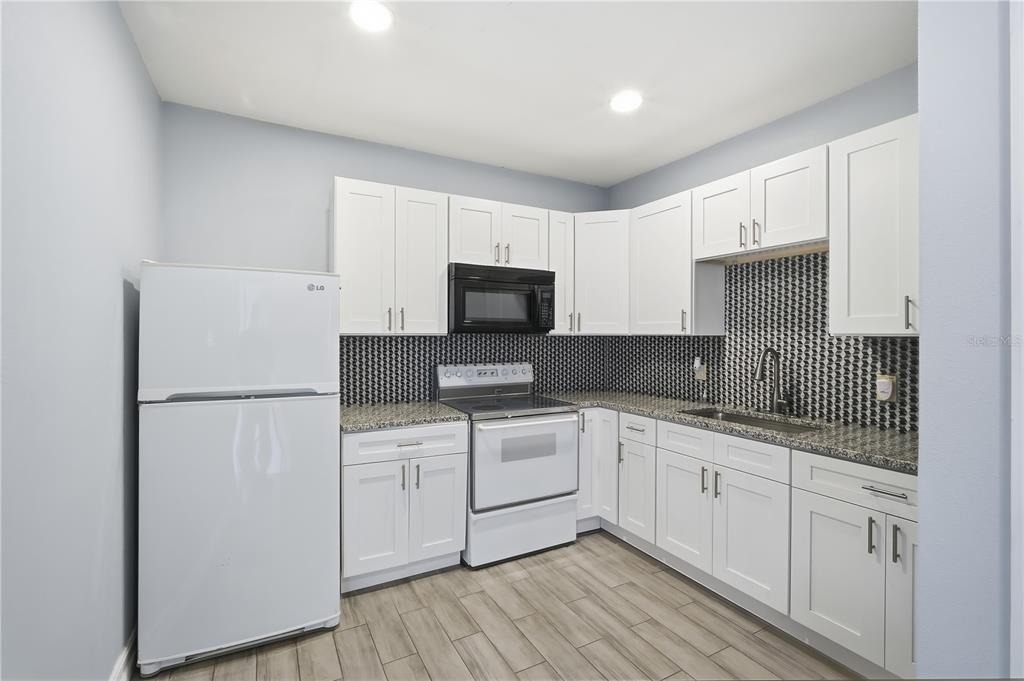 1411 E 24th Avenue - Photo 4