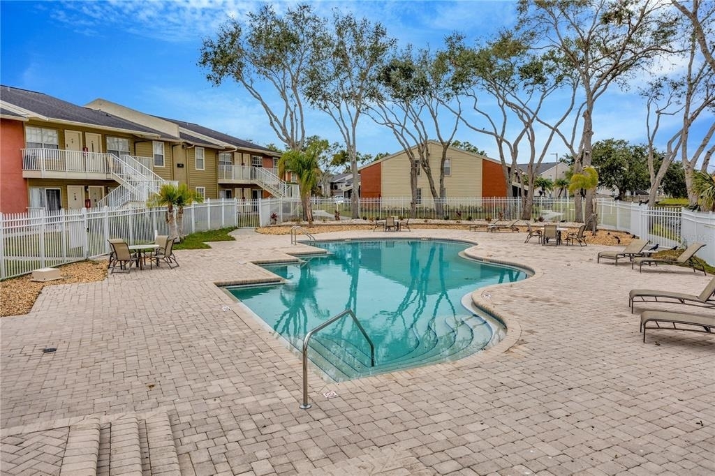 308 Lake Parsons Green - Photo 2