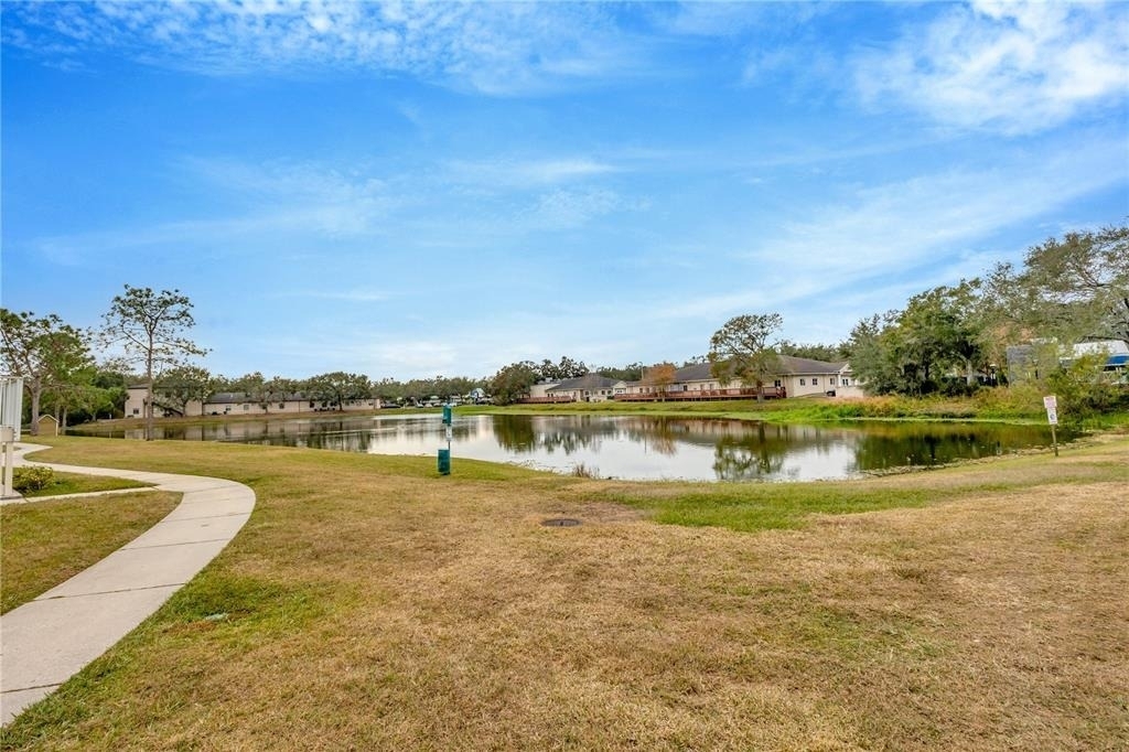 308 Lake Parsons Green - Photo 37