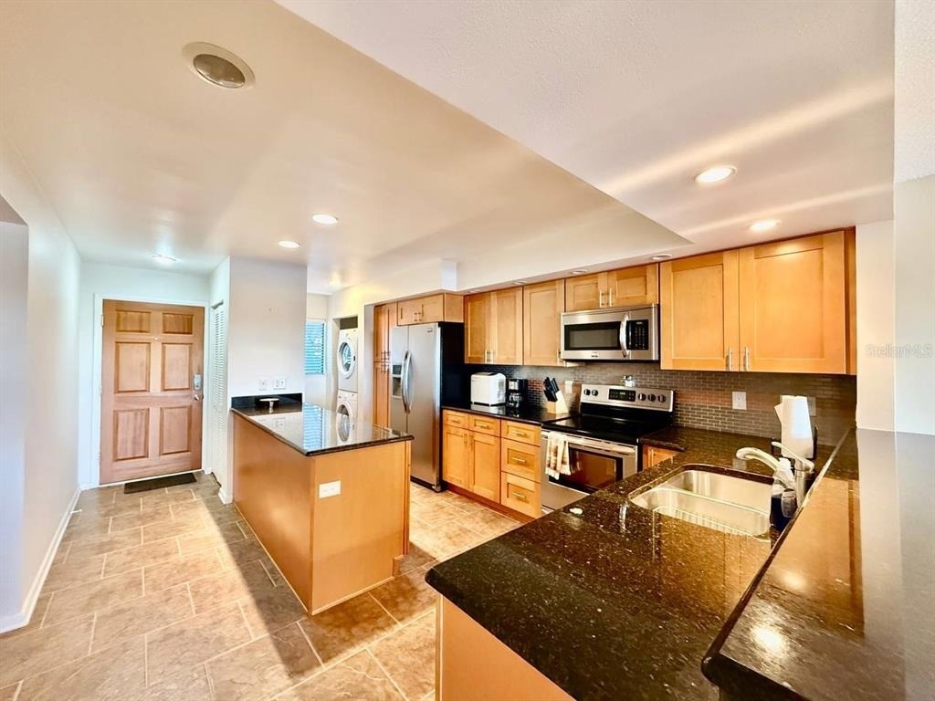 821 Bahia Del Sol Drive - Photo 2
