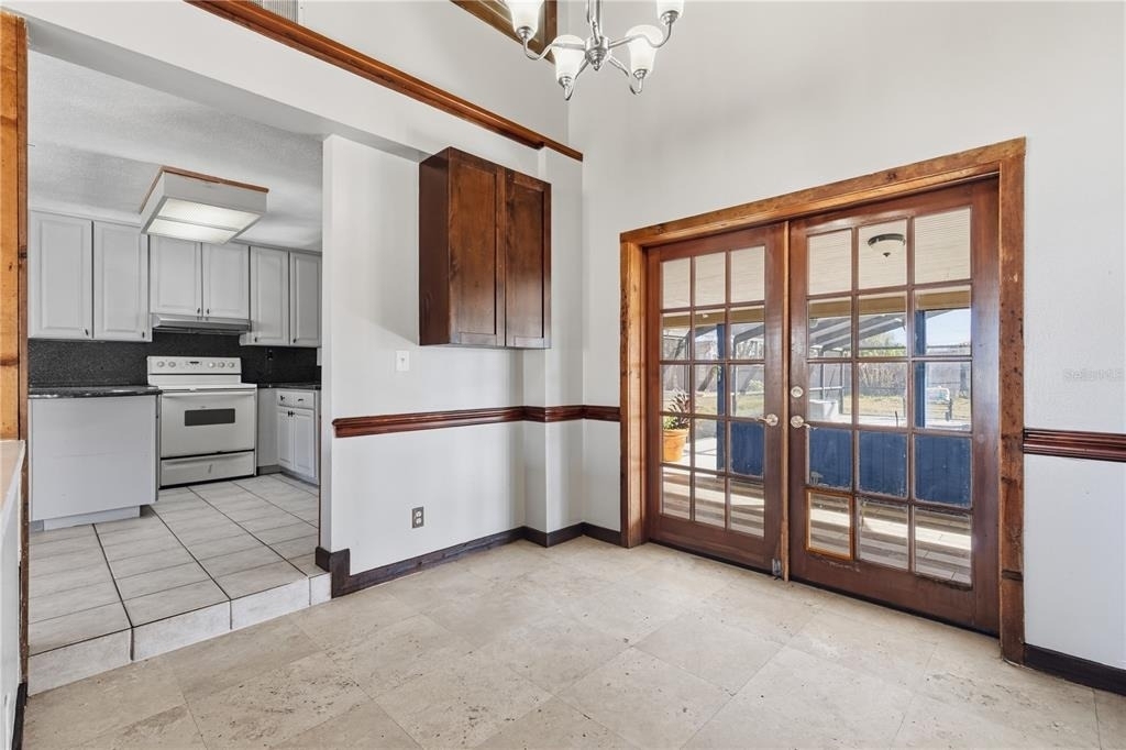10301 Trail Ridge Lane - Photo 11