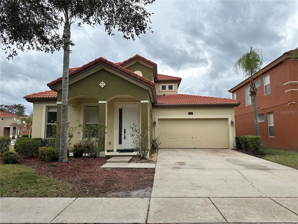 890 Marcello Boulevard - Photo 0