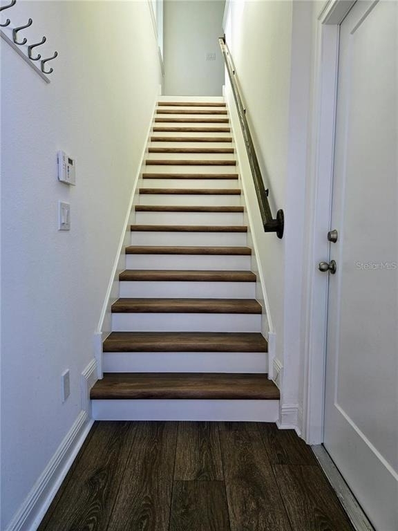 6643 Bridgman Street - Photo 2