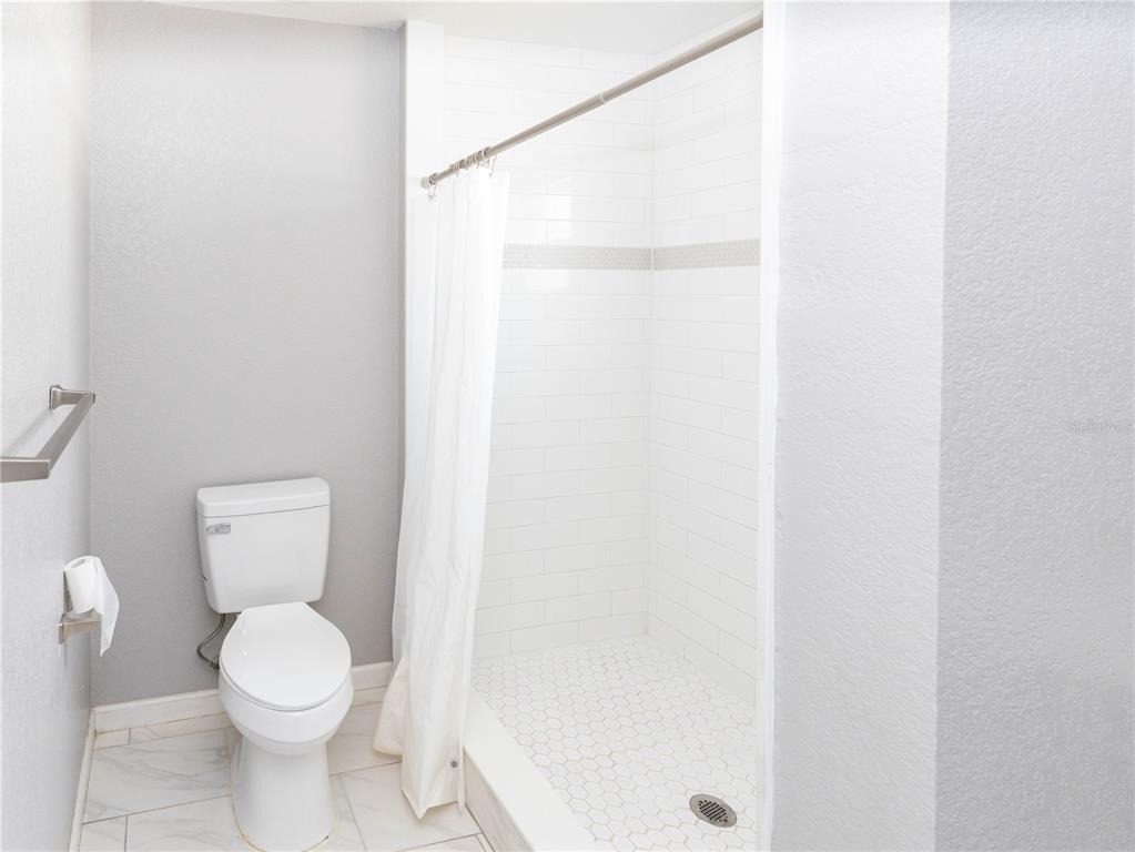133 W Park Avenue - Photo 10