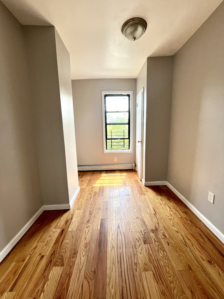1198 East 96th Street - Photo 4