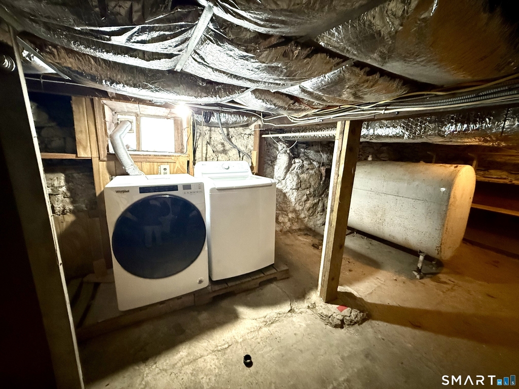 42 Wells Avenue - Photo 18