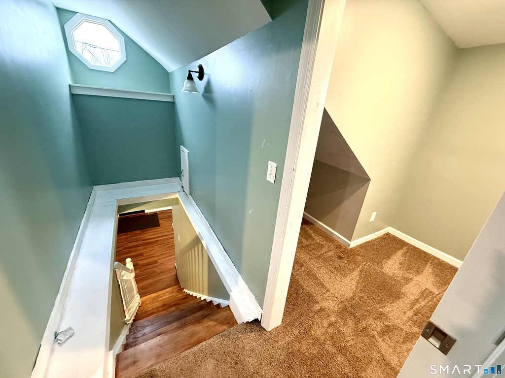 42 Wells Avenue - Photo 17