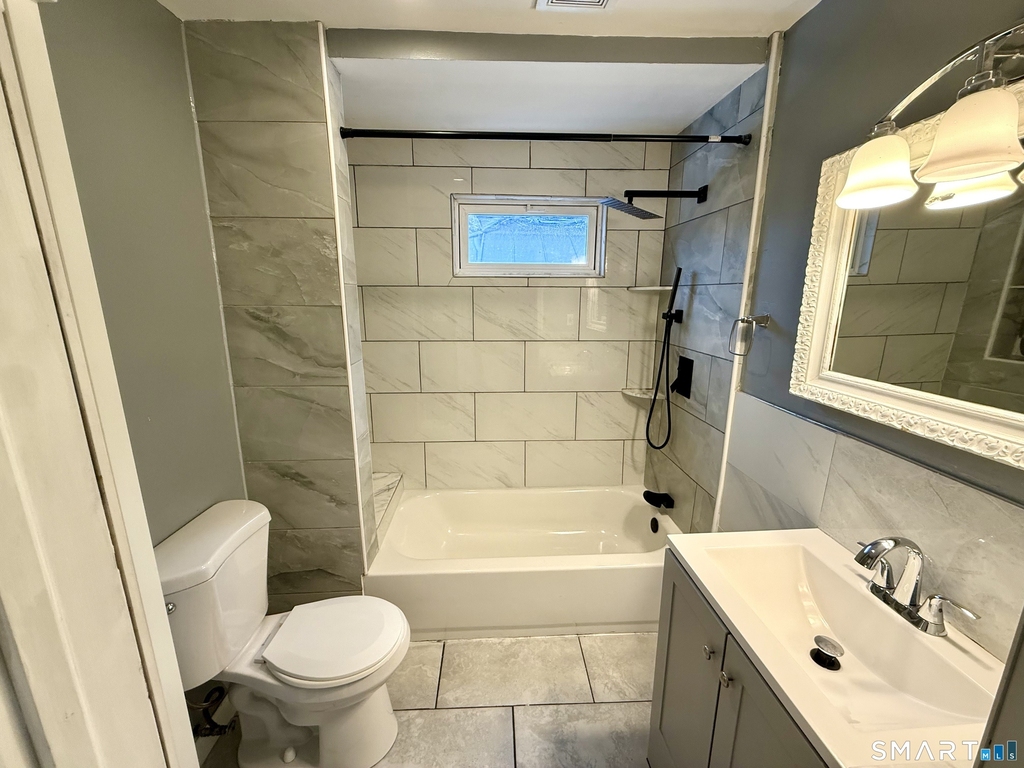 42 Wells Avenue - Photo 11